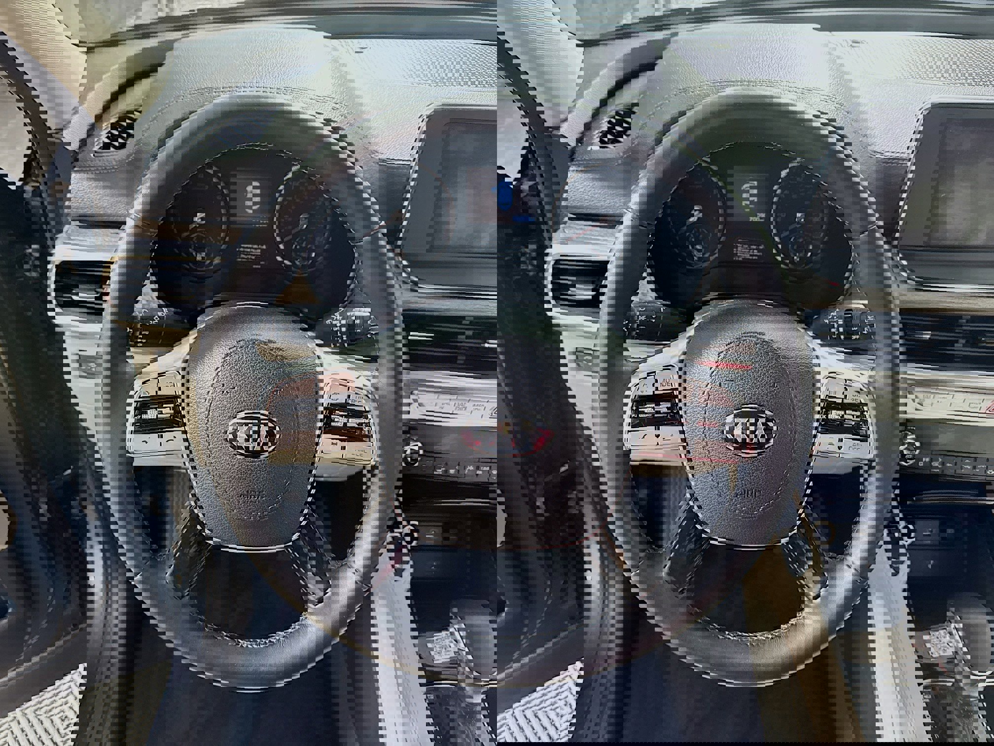 Used 2020 Kia Telluride EX w/ Towing Package image 16