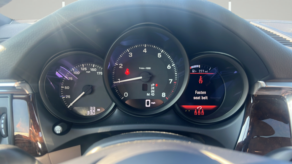 New 2026 Porsche Macan AWD/4WD image 31