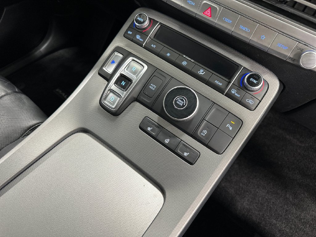 Used 2021 Hyundai Palisade SEL w/ Premium Package FWD image 21