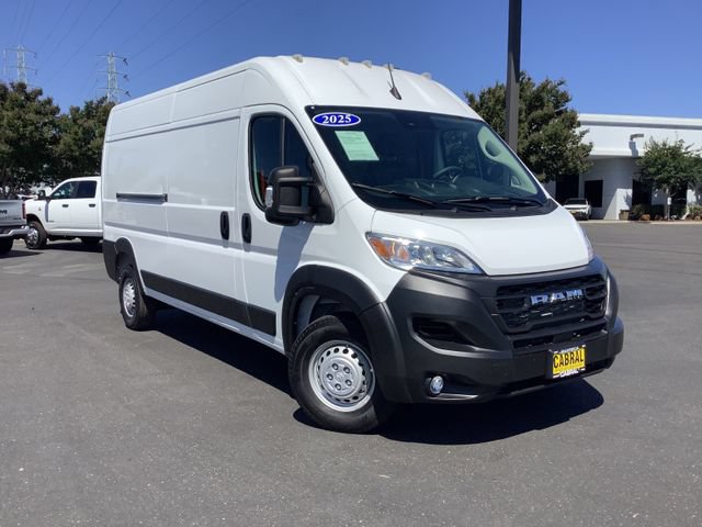 Used 2025 RAM ProMaster 2500 w/ Convenience Group FWD image 2