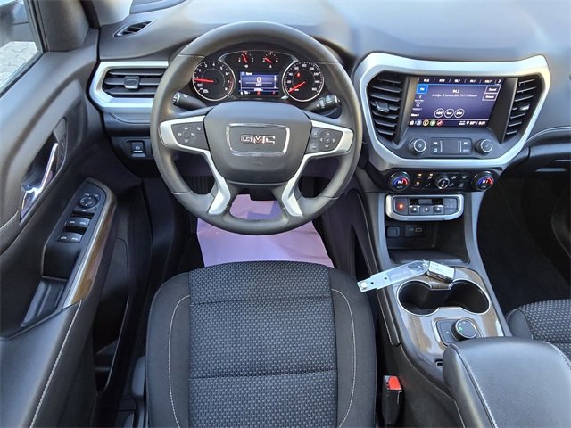 Used 2023 GMC Acadia SLE image 15