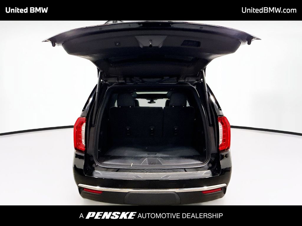 Used 2022 GMC Yukon SLT w/ SLT Premium Package image 15