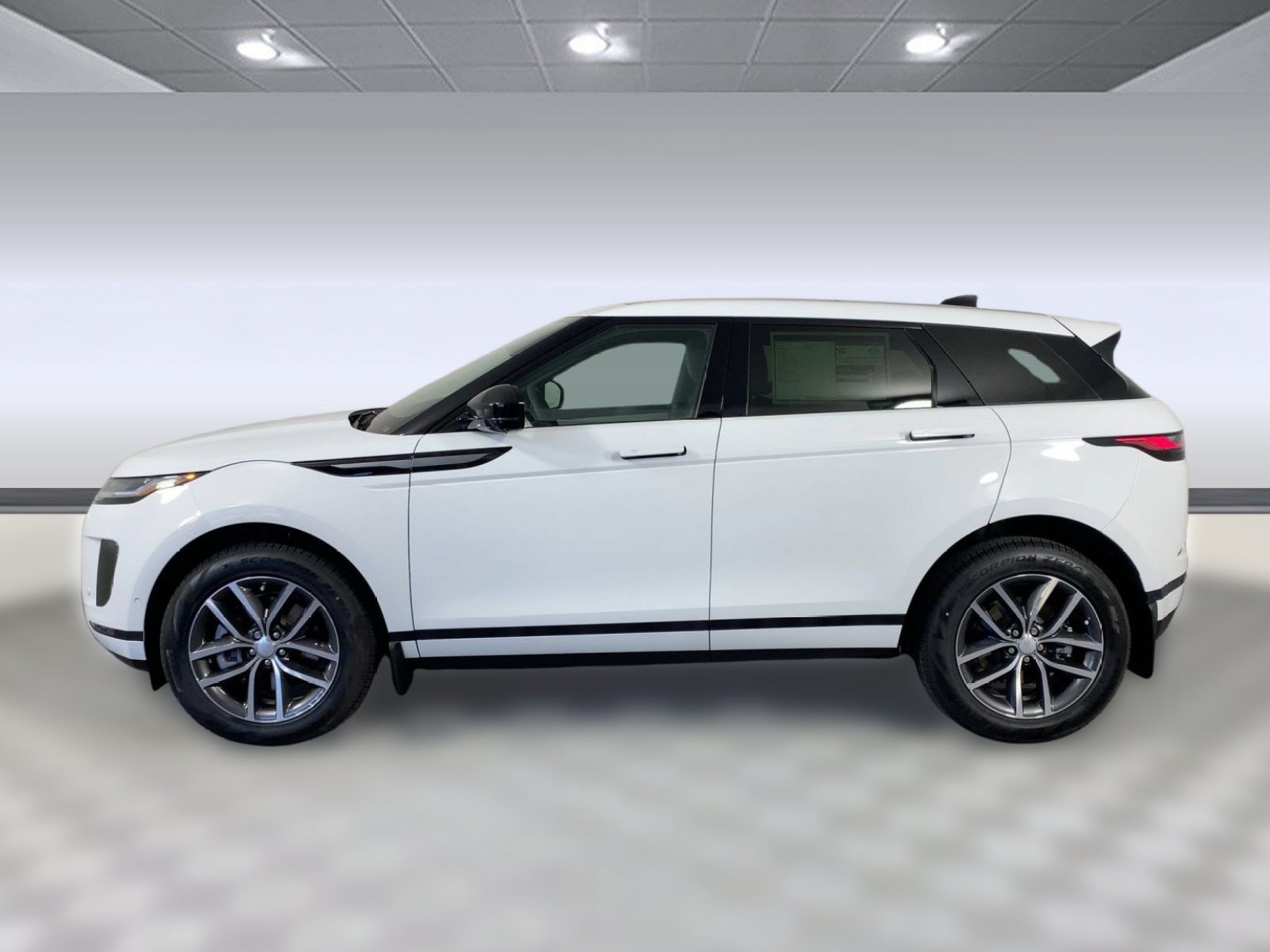 Used 2026 Land Rover Range Rover Evoque S AWD/4WD image 2