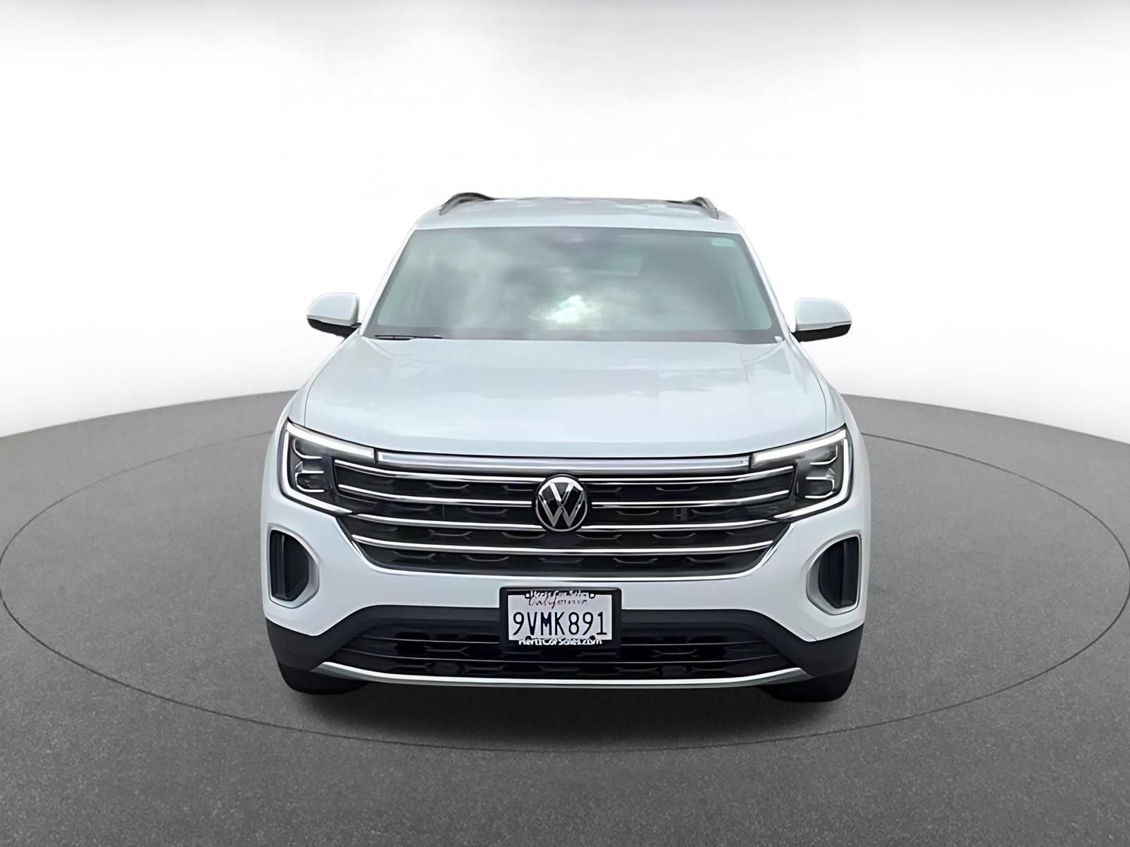 Used 2026 Volkswagen Atlas SE FWD image 4