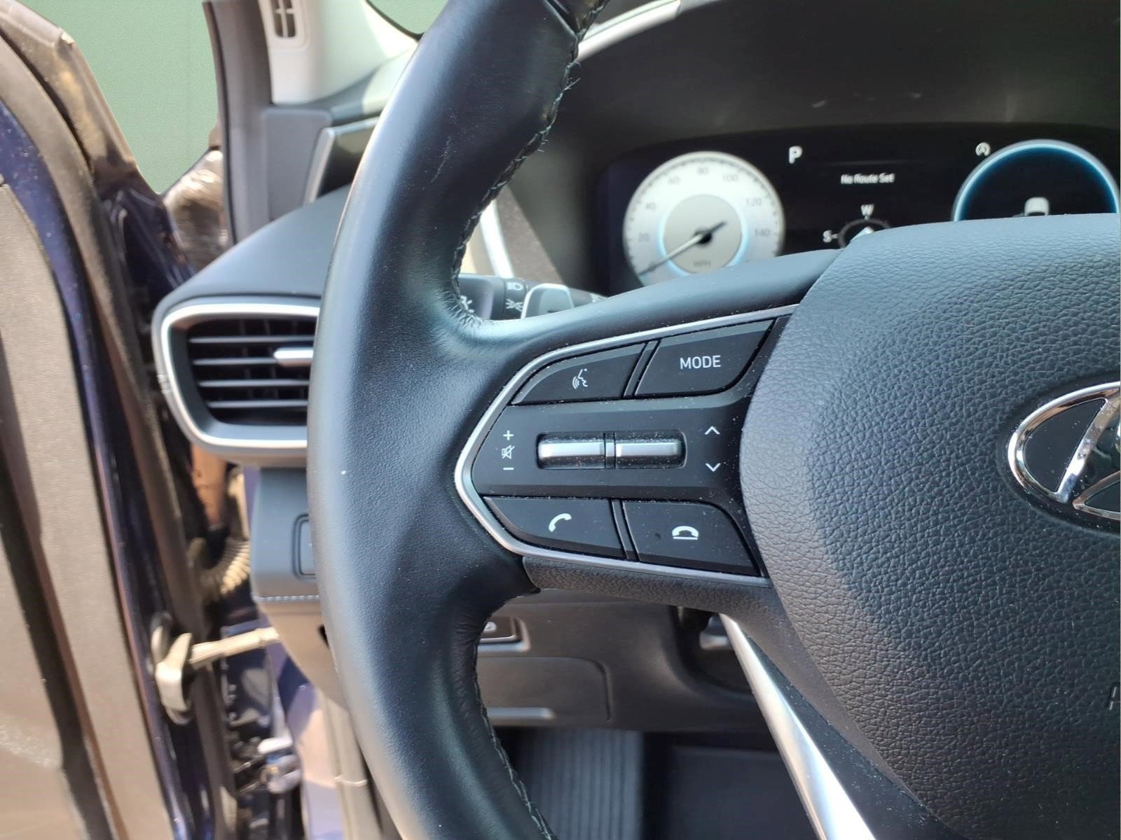 Used 2023 Hyundai Santa Fe SEL w/ Premium Package AWD/4WD image 24