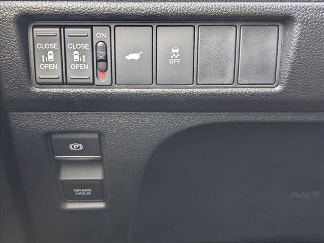 Used 2025 Honda Odyssey Sport-L image 17