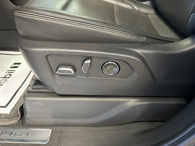 Used 2024 GMC Sierra 3500 Denali w/ Denali Reserve Package image 14