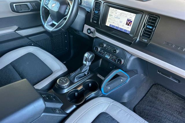 Used 2022 Ford Bronco Wildtrak image 14