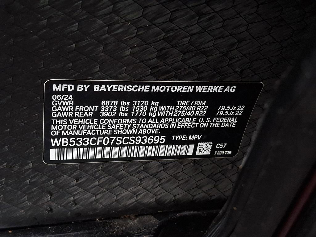 Used 2025 BMW iX M60 image 25