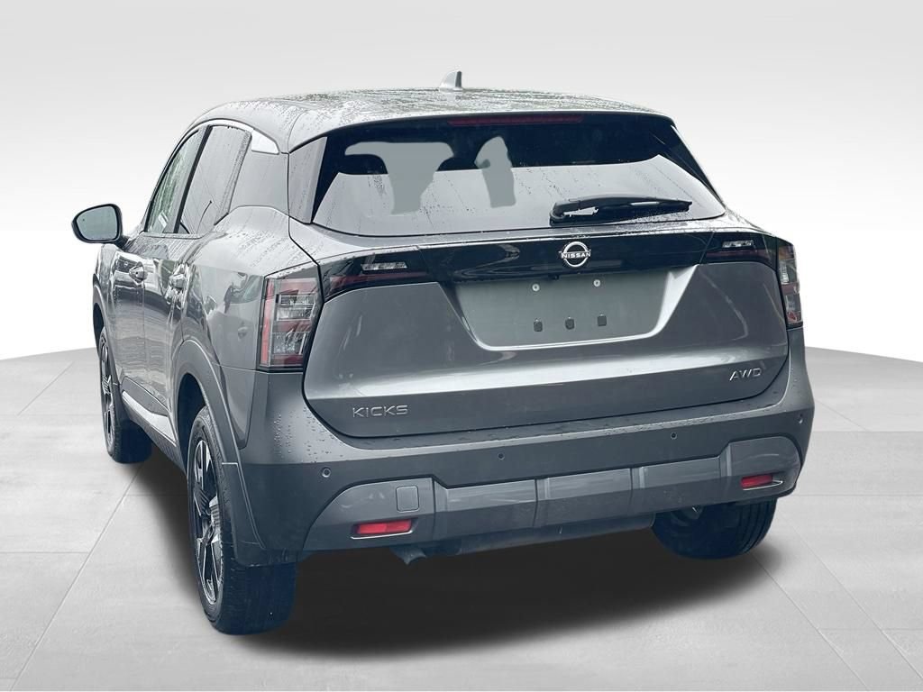 Certified 2025 Nissan Kicks SV w/ Illumination Package AWD/4WD image 4