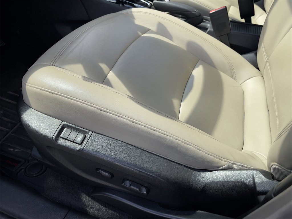 Used 2018 Buick Encore Premium w/ Experience Buick Package image 15