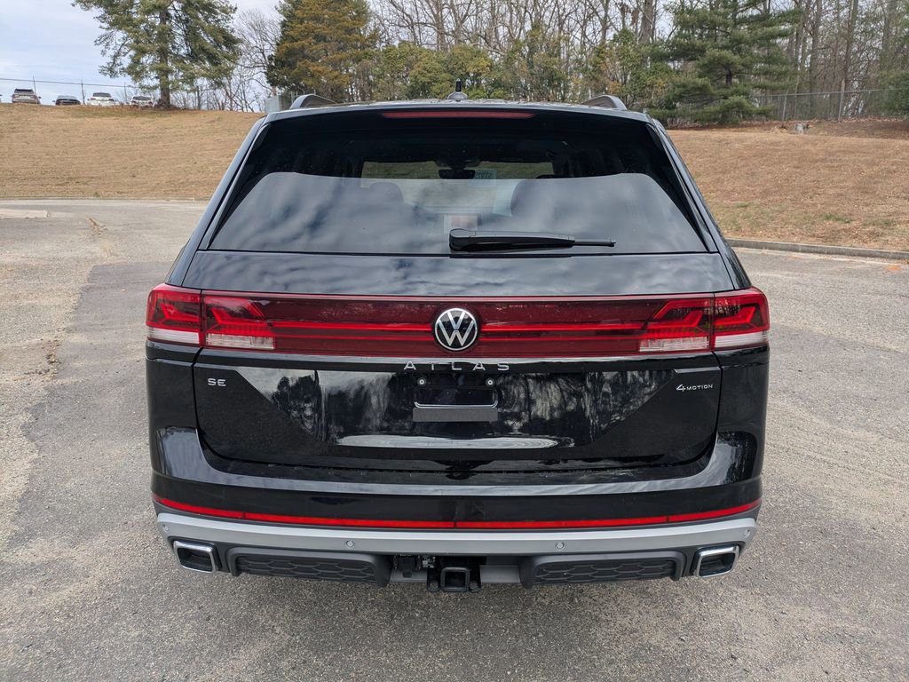 New 2026 Volkswagen Atlas Peak Edition image 5