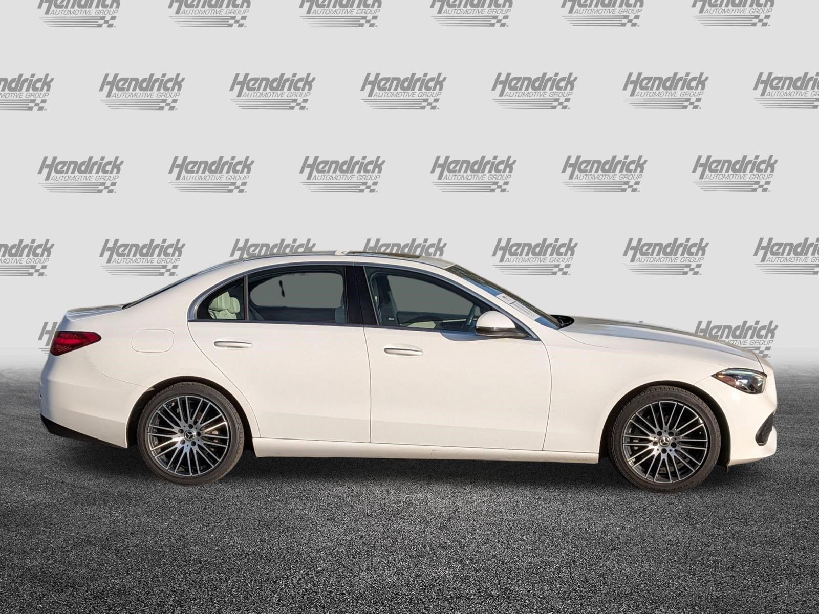 Used 2023 Mercedes-Benz C 300 Sedan image 10