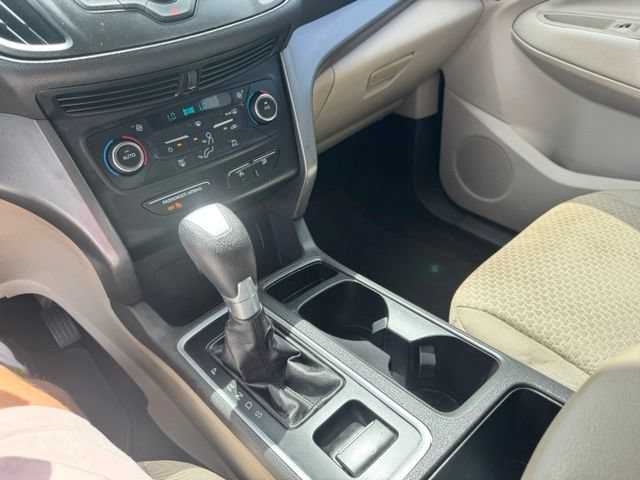 Used 2017 Ford Escape SE FWD image 15