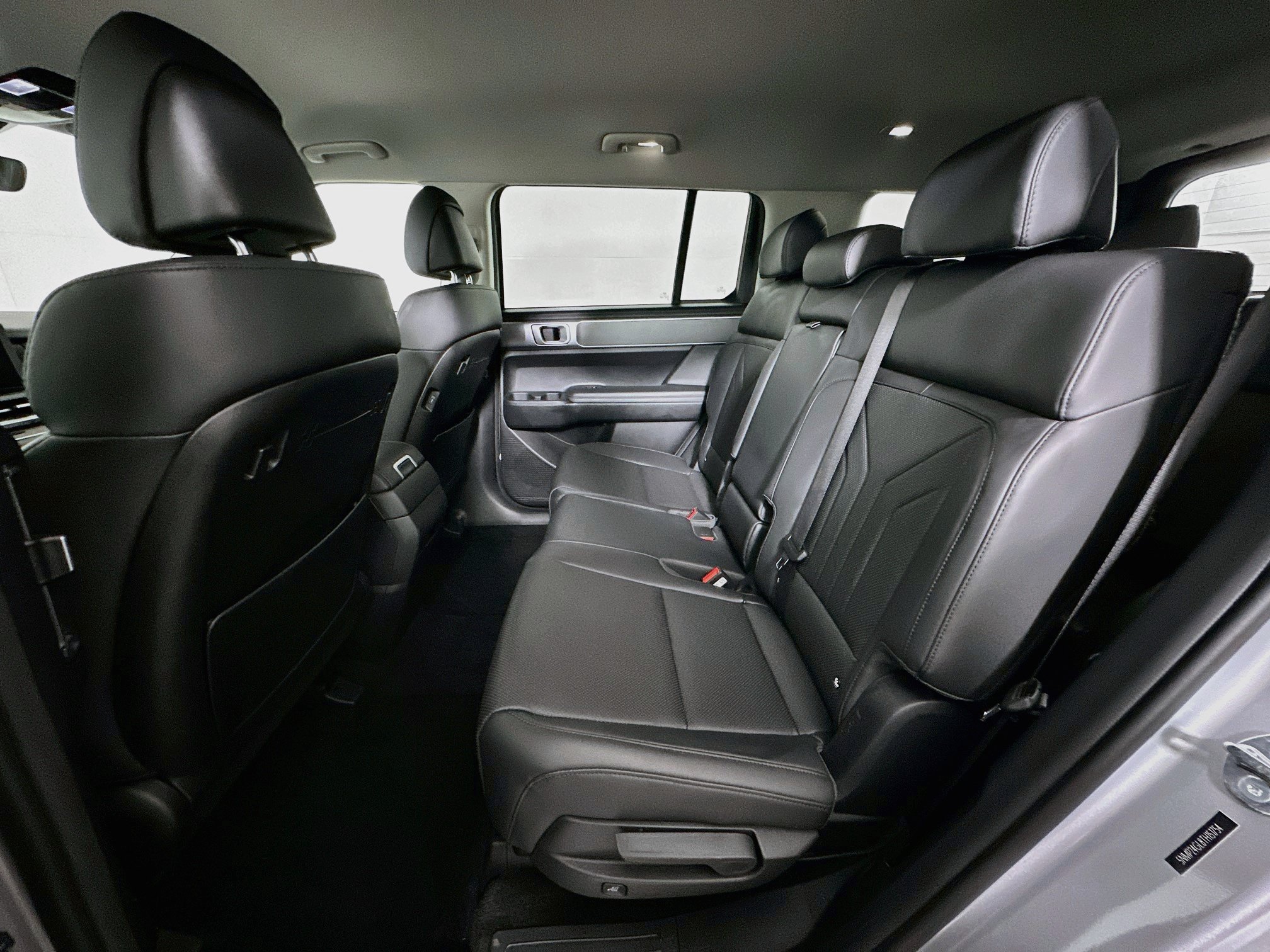 Used 2026 Hyundai Santa Fe SEL FWD image 26