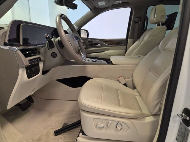 Used 2023 Cadillac Escalade ESV Sport Platinum AWD/4WD image 12