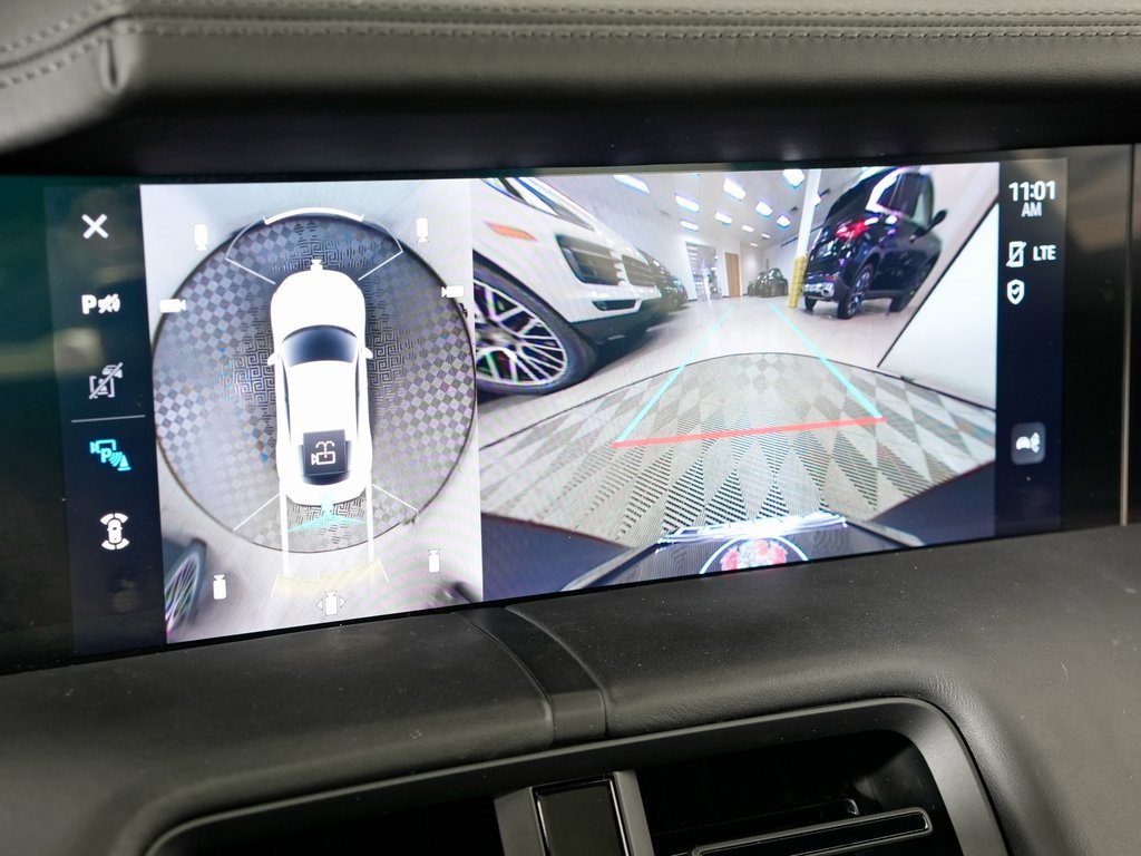 Certified 2024 Porsche Taycan GTS image 30