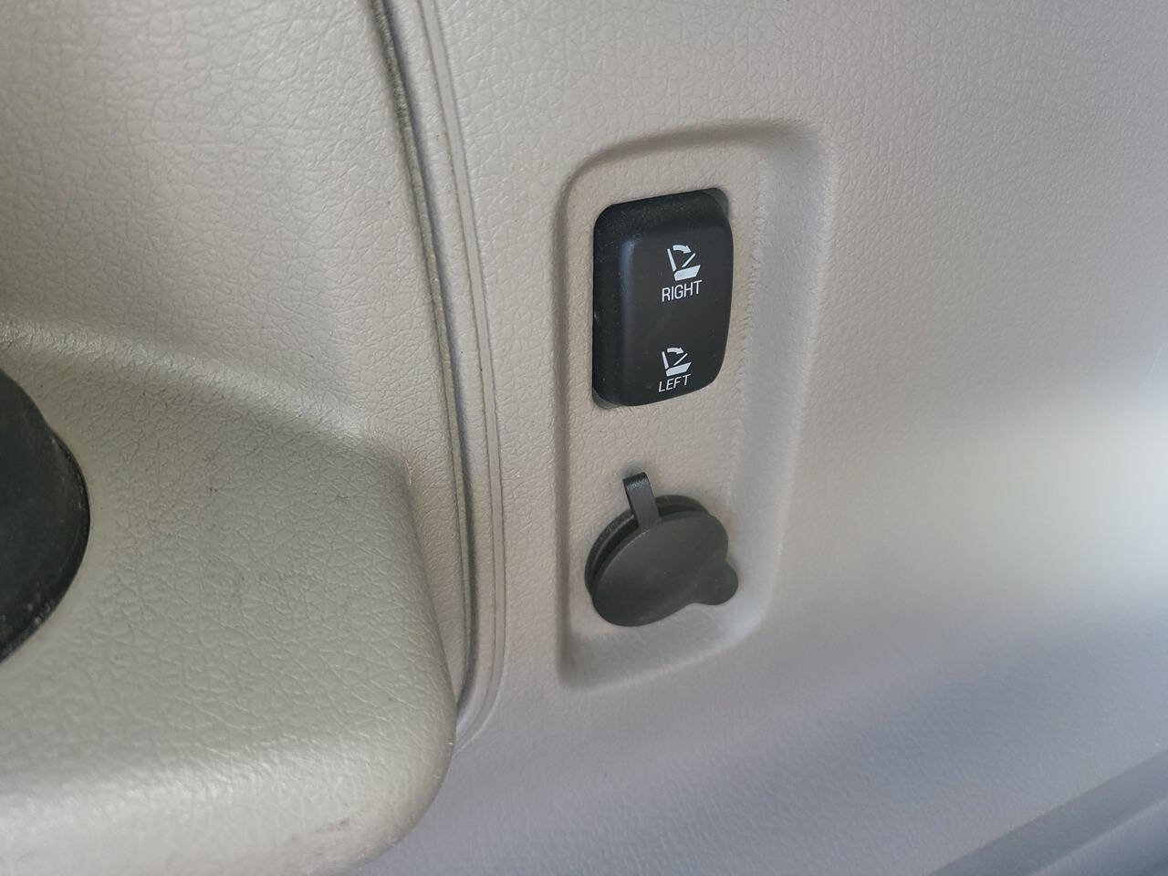 Used 2015 Lincoln MKX AWD w/ Equipment Group 102A image 20