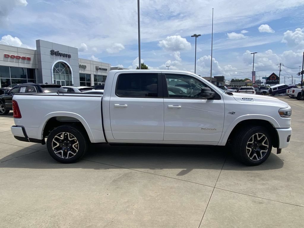 New 2026 RAM 1500 Laramie AWD/4WD image 37