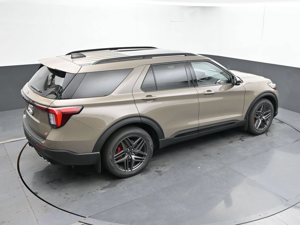 New 2026 Ford Explorer ST w/ Sun And Sound Package AWD/4WD image 37