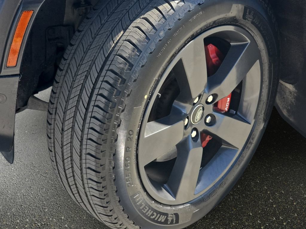 Certified 2020 Land Rover Defender 110 HSE AWD/4WD image 36