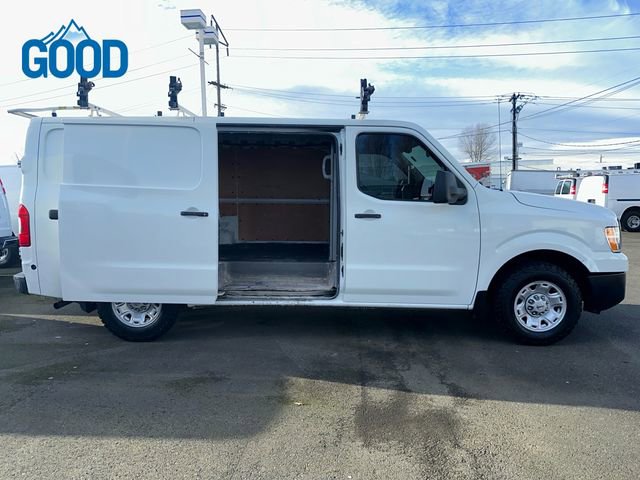 Used 2021 Nissan NV 2500 SV image 33