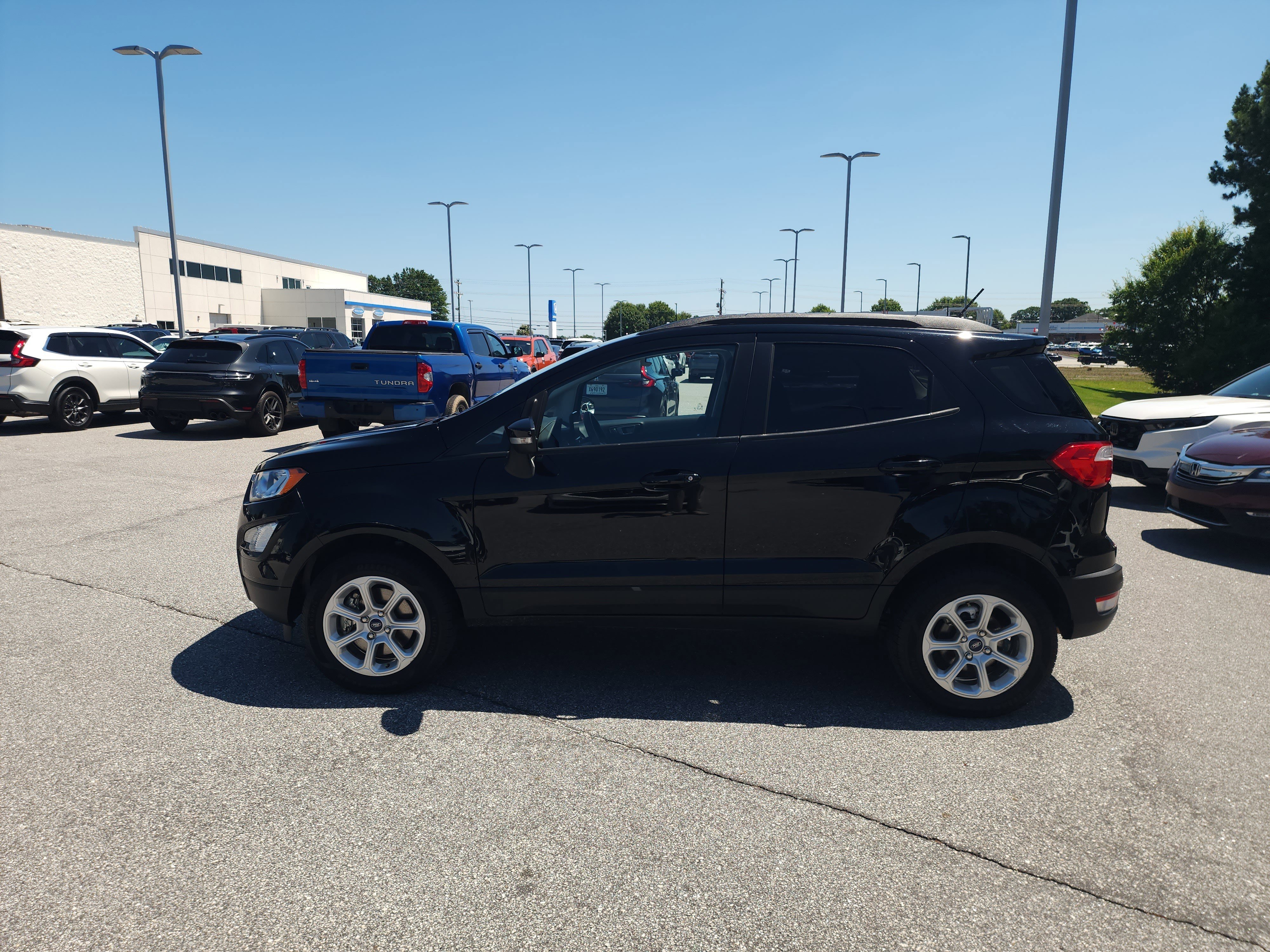 Used 2022 Ford EcoSport SE AWD/4WD image 8