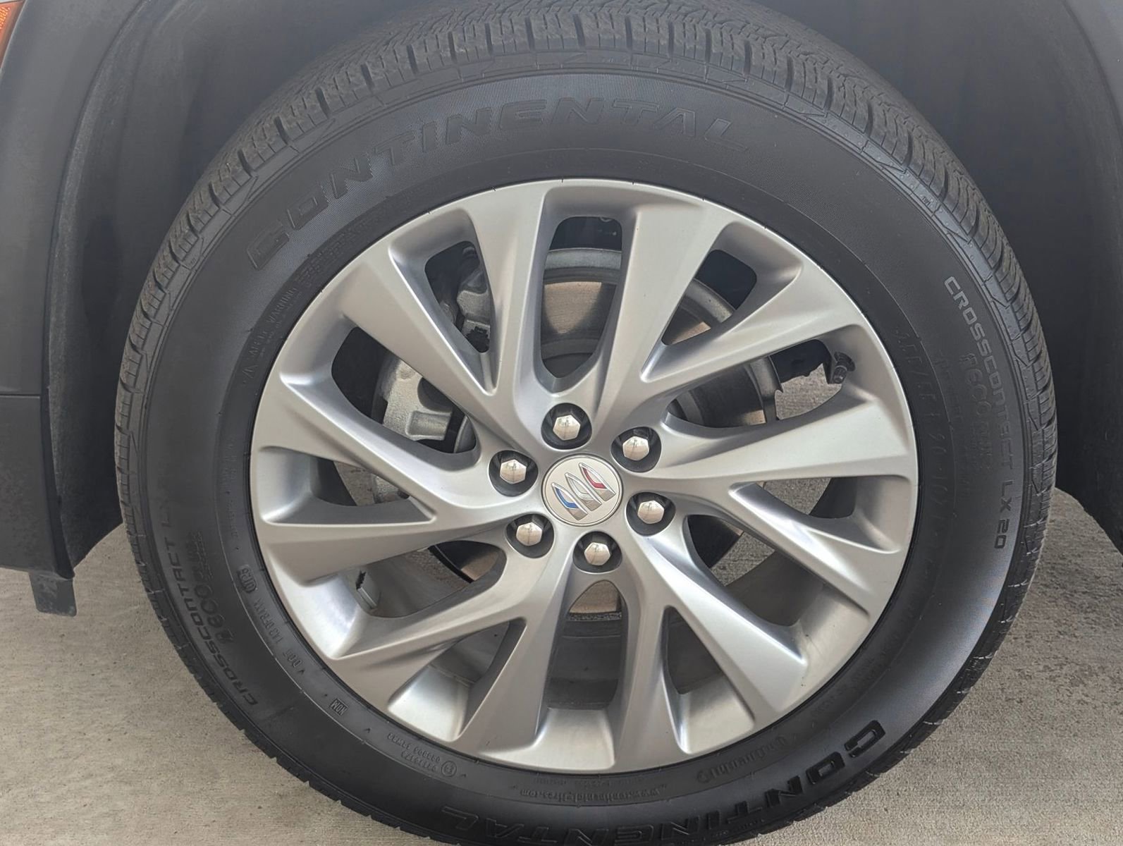 Certified 2025 Buick Enclave Preferred image 47