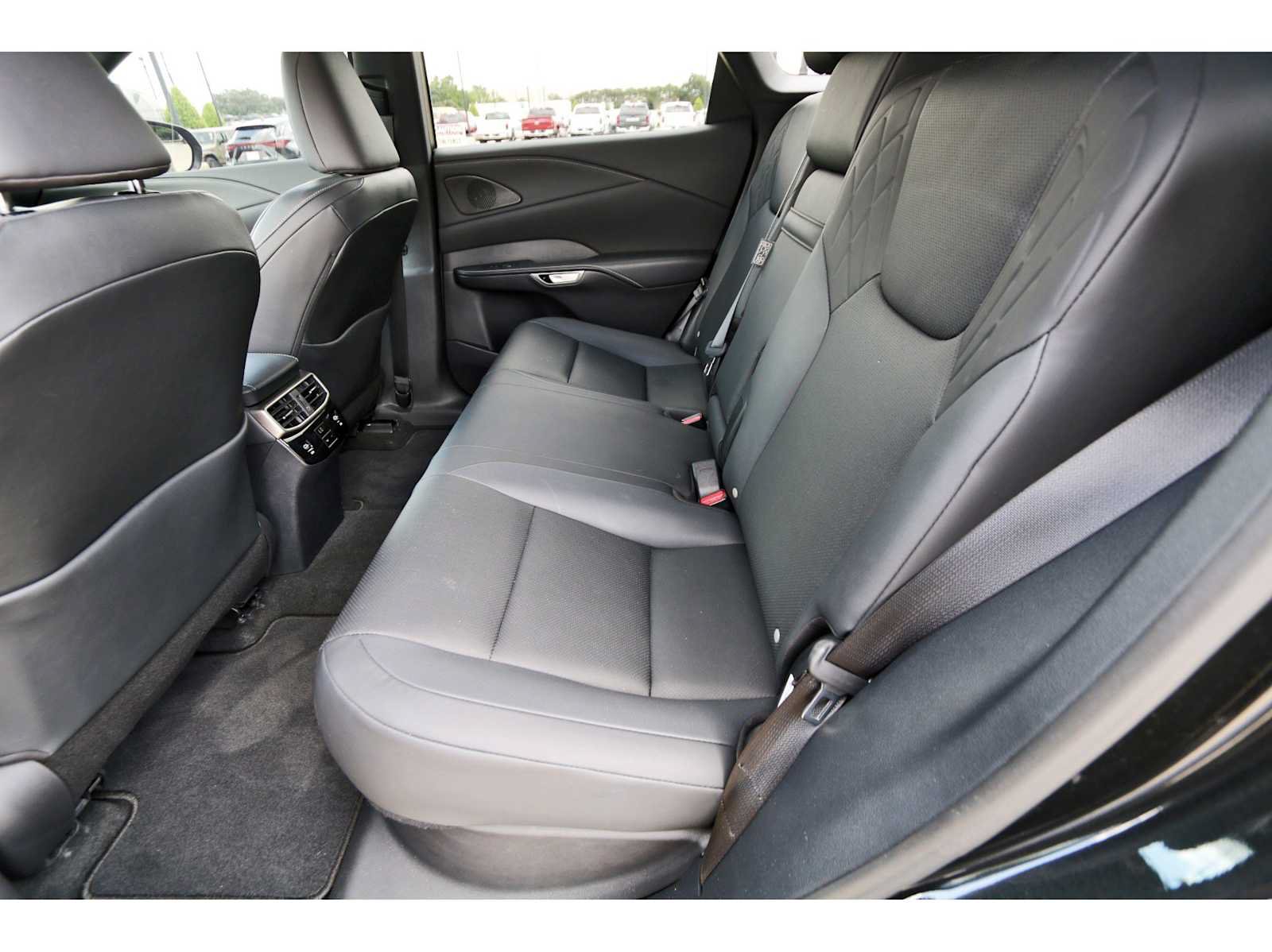 Used 2024 Lexus RX 350 Premium w/ Convenience Package FWD image 12