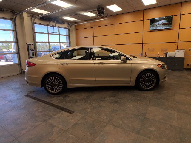 Used 2018 Ford Fusion SE w/ Fusion SE Technology Package AWD/4WD image 8