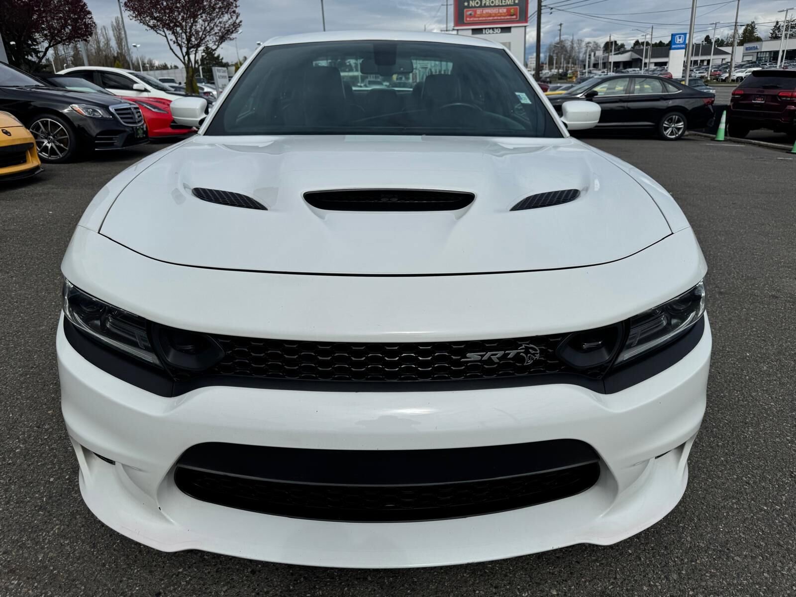 Used 2019 Dodge Charger SRT Hellcat w/ Navigation & Travel Group RWD image 8
