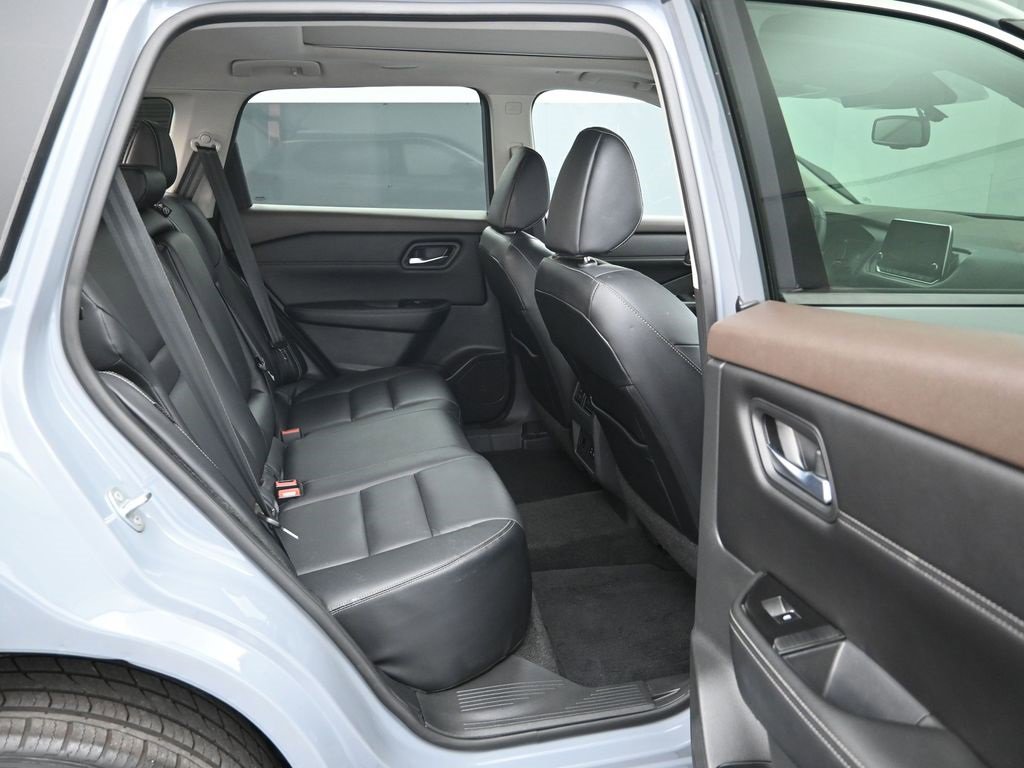 Used 2022 Nissan Rogue SL image 27