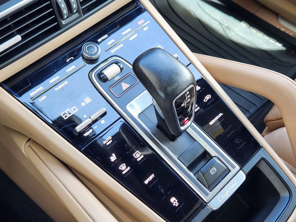 Used 2019 Porsche Cayenne image 11