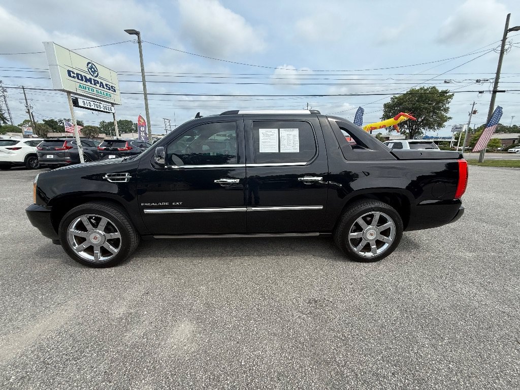 Used 2013 Cadillac Escalade EXT Premium AWD/4WD image 1