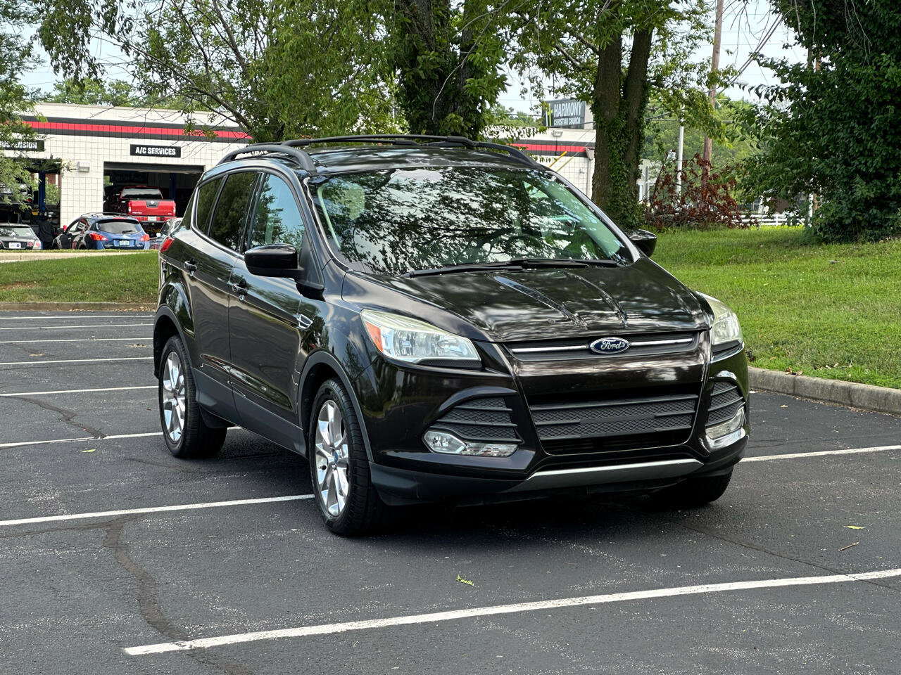 Used 2013 Ford Escape SE image 2