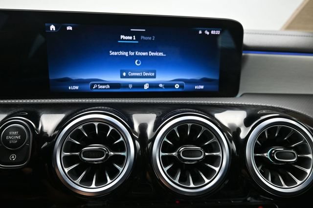 Used 2025 Mercedes-Benz CLA 250 4MATIC image 19