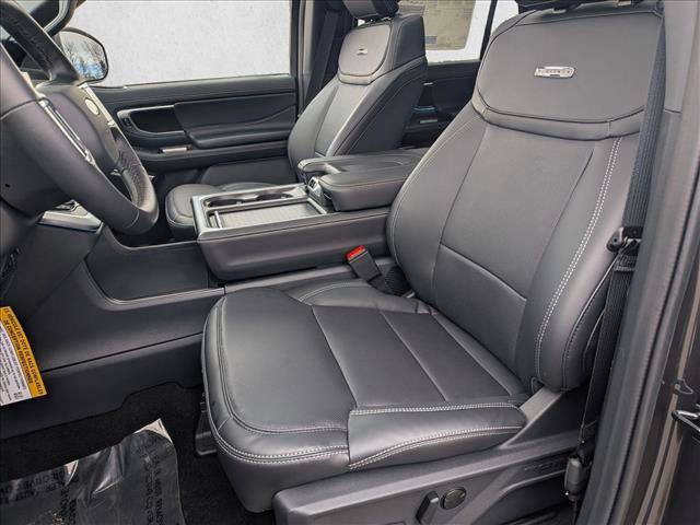 New 2026 Ford Expedition Max Platinum w/ Stealth Appearance Package image 4