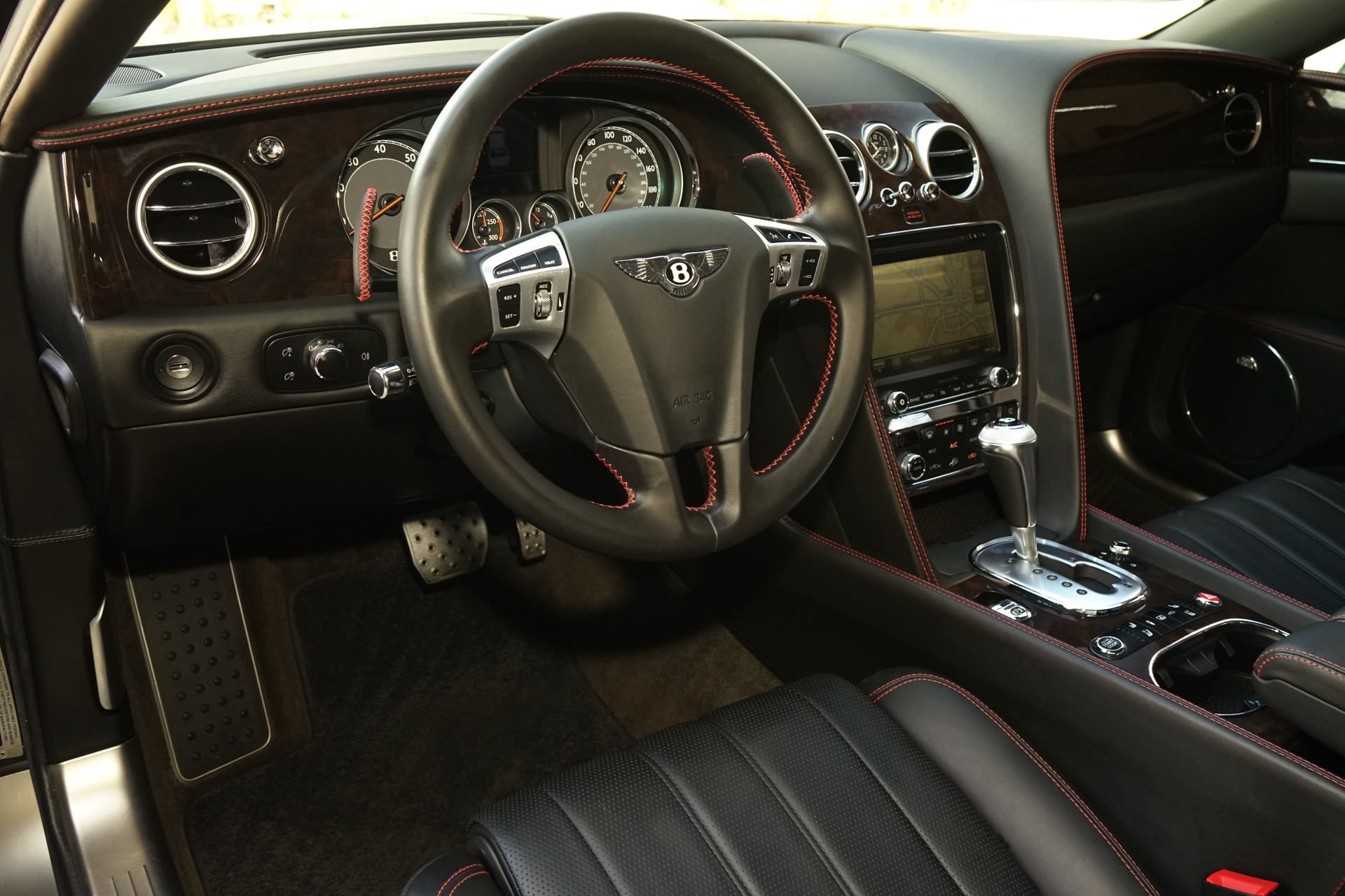 Used 2014 Bentley Flying Spur W12 AWD/4WD image 8