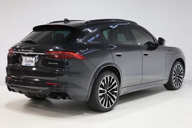 Used 2023 Maserati Grecale Modena AWD/4WD image 7