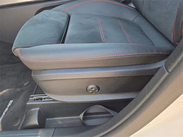 New 2024 Mercedes-Benz GLB 250 4MATIC image 28