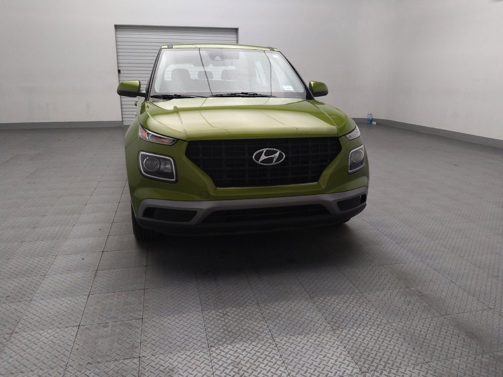 Used 2022 Hyundai Venue SE image 14