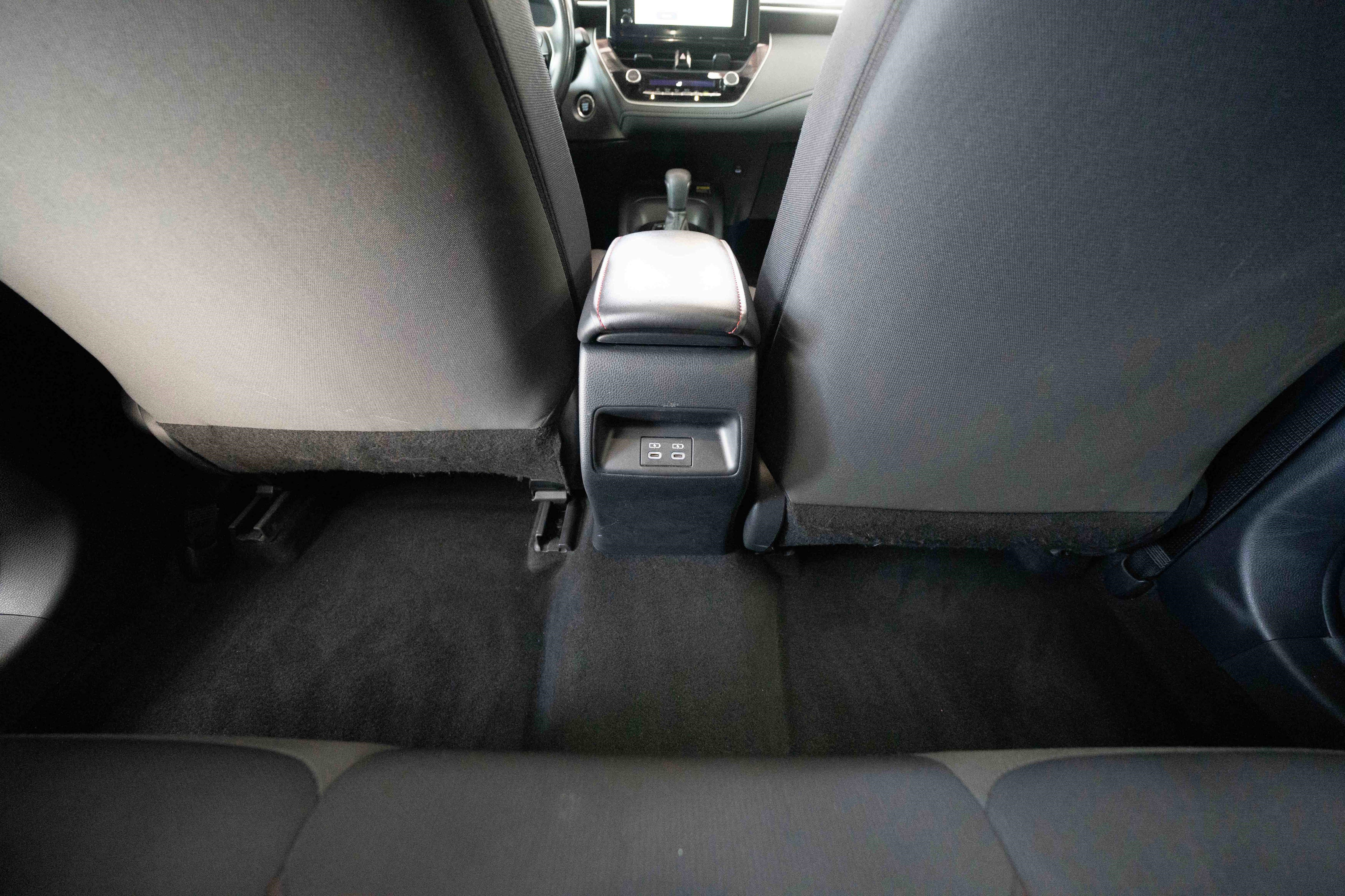 Used 2024 Toyota Corolla SE w/ SE Premium Package image 22