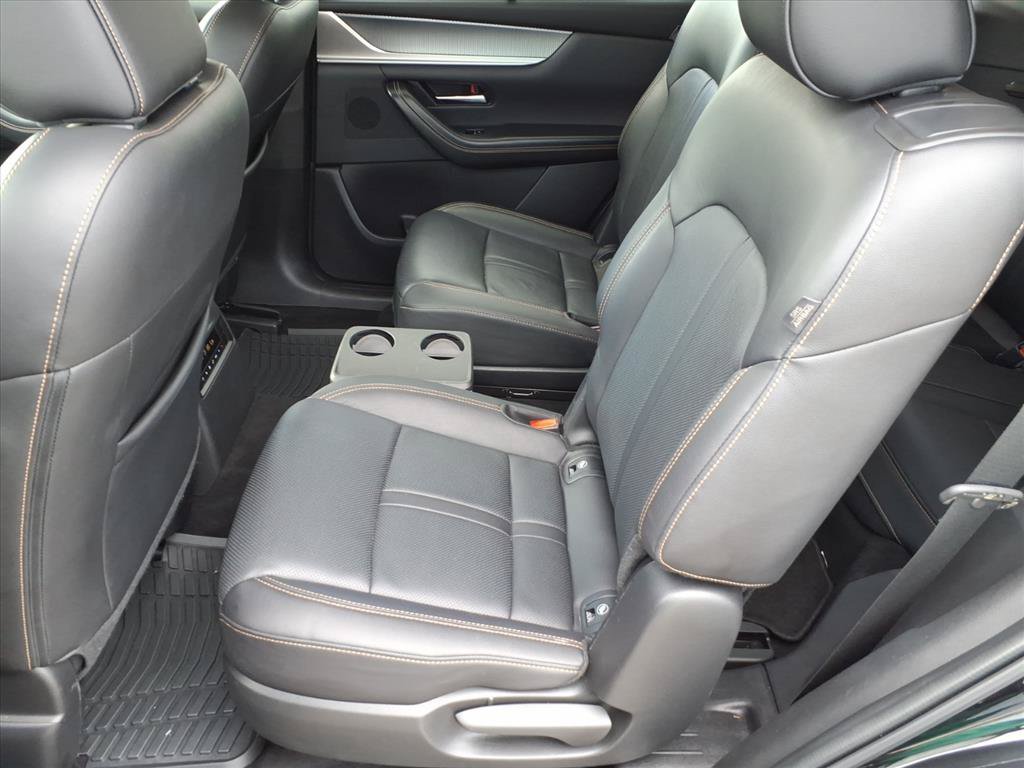 Used 2025 MAZDA CX-90 3.3 Turbo w/ Preferred Package AWD/4WD image 13
