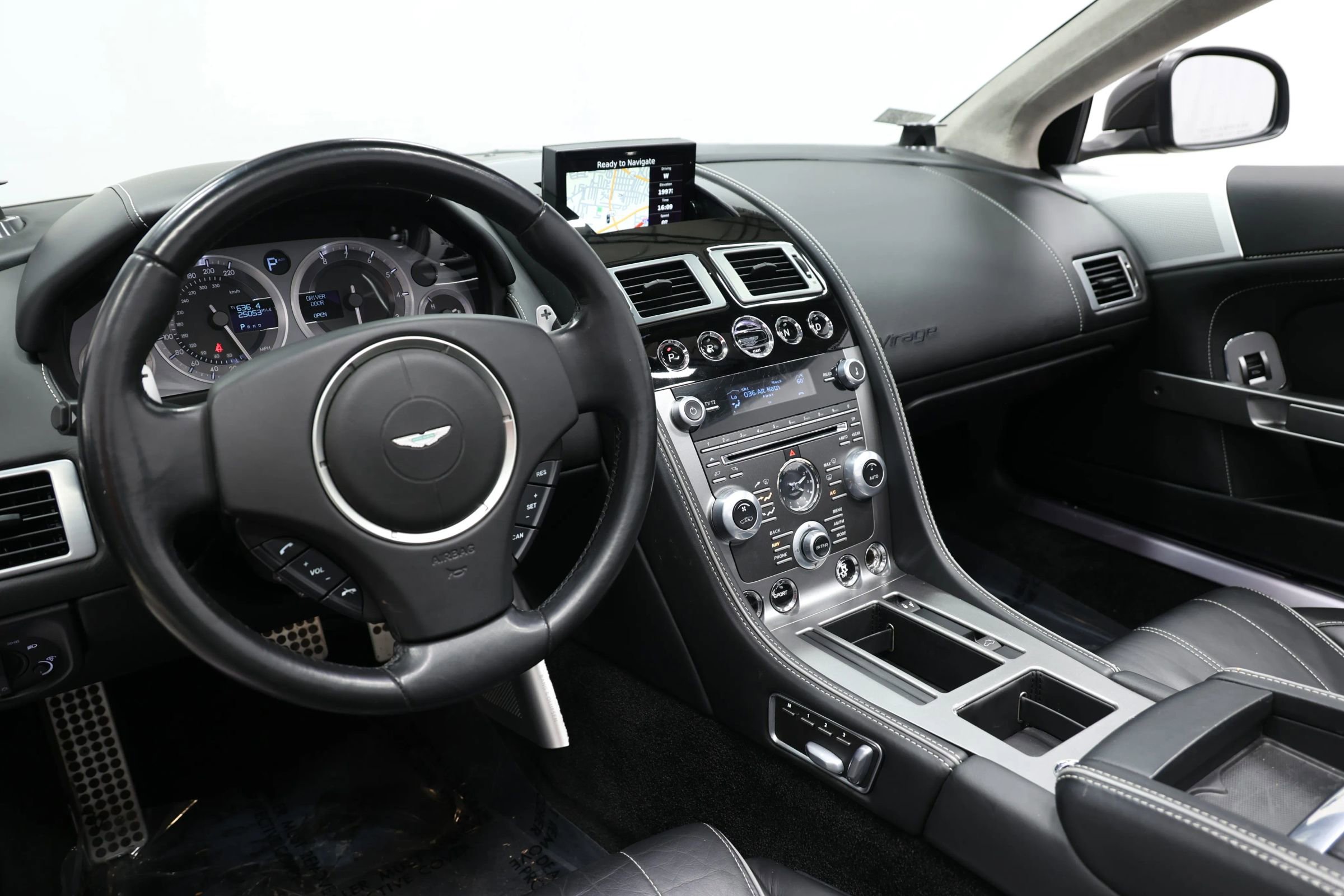 Used 2012 Aston Martin Virage Volante image 39