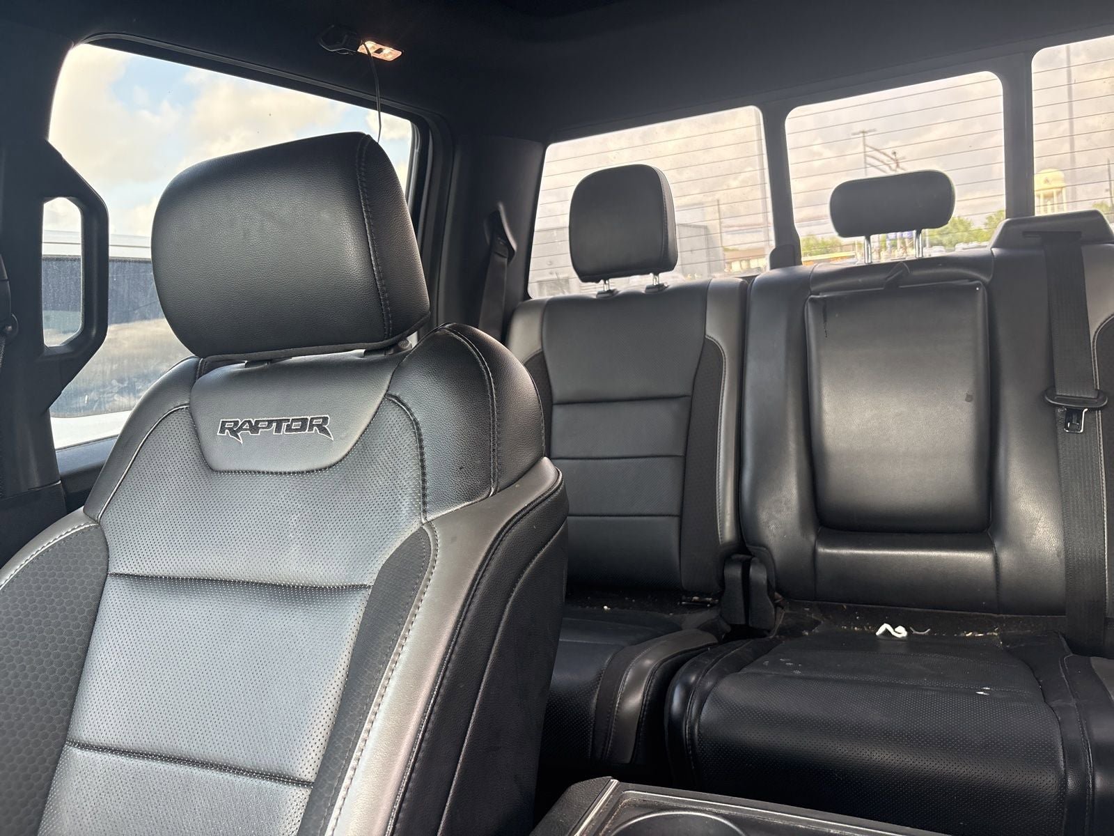 Used 2020 Ford F150 Raptor w/ Equipment Group 802A Luxury AWD/4WD image 2
