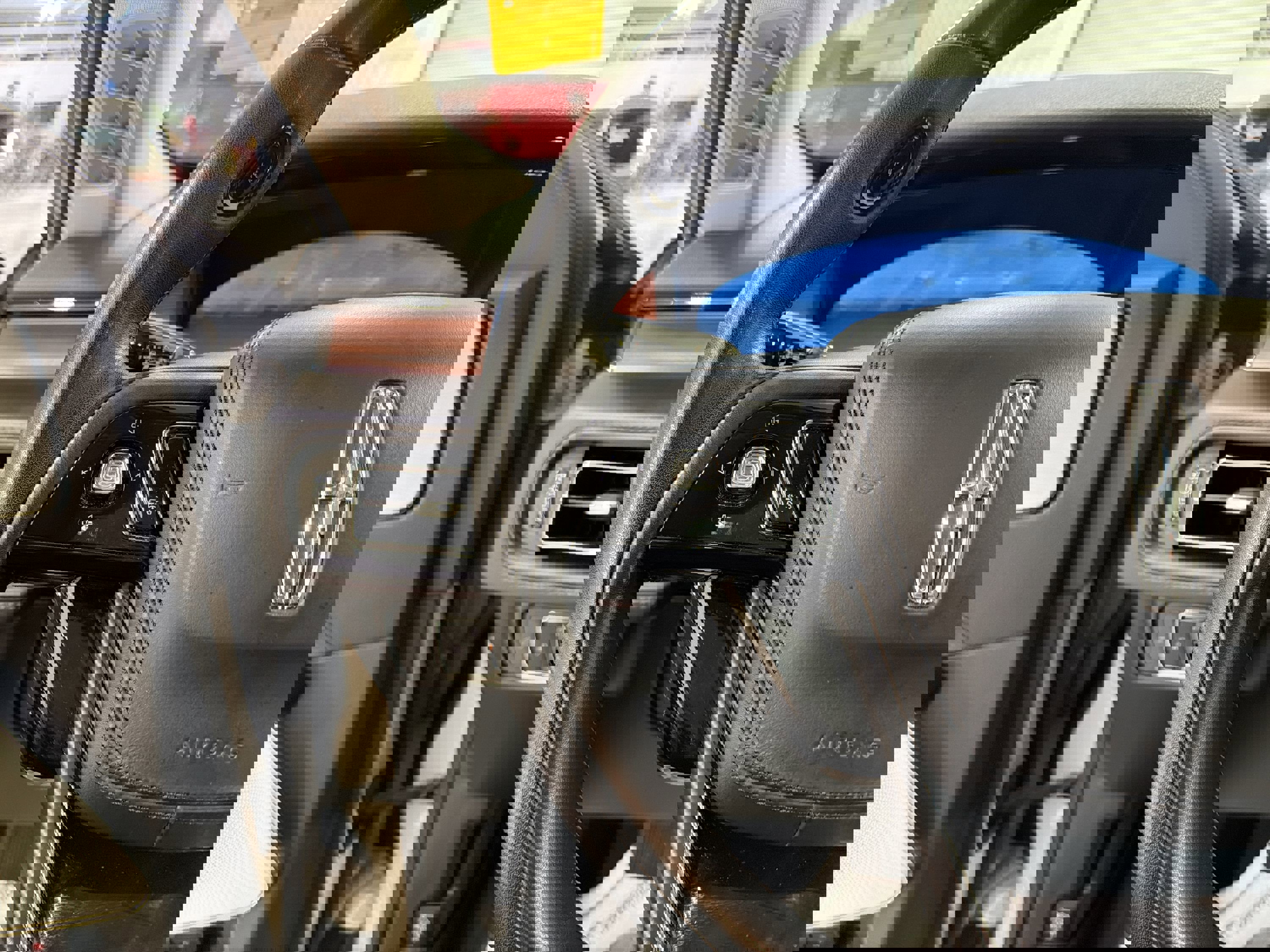 Used 2023 Lincoln Aviator Reserve w/ Equipment Group 201A image 14