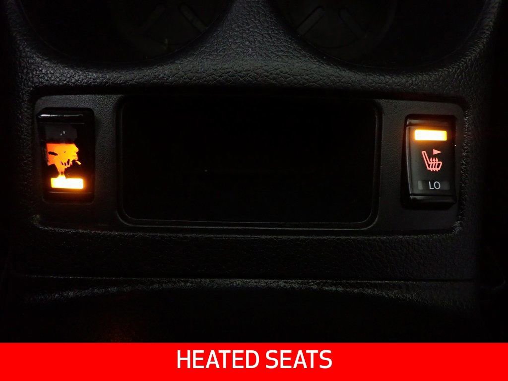 Used 2020 Nissan Rogue SV image 4