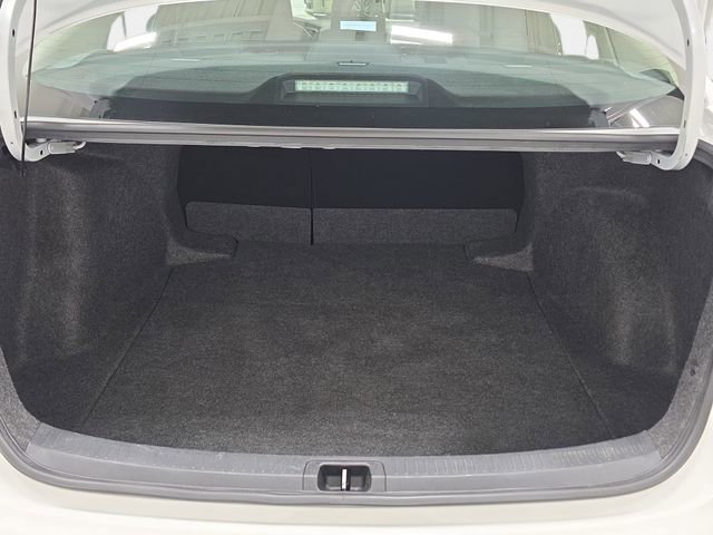 Certified 2025 Toyota Corolla LE FWD image 29