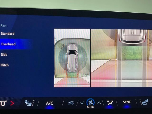 New 2026 Chevrolet Traverse LT w/ Driver Confidence Package AWD/4WD image 17