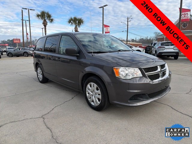 Used 2018 Dodge Grand Caravan SE w/ UConnect Hands-Free Group image 3